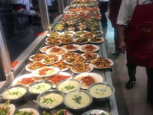 公司在莞城​食堂承包时应该注意的事项有哪些？